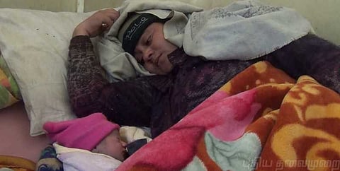 10 மாதம் காத்திருந்து குழந்தையை காண முடியாமலே உயிரிழந்த ராணுவ வீரர்..!