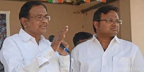 ஏர்செல் மேக்சிஸ் வழக்கில் குற்றப்பத்திரிகை: சிதம்பரத்திற்கு சிக்கலா?