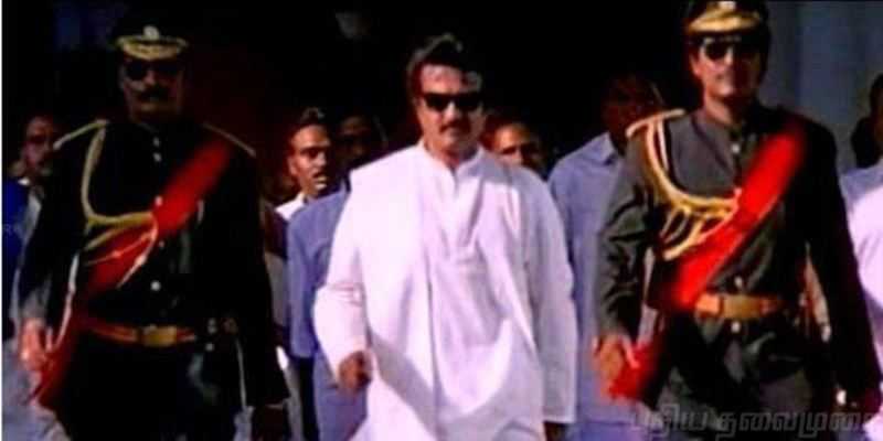 இடைத்தேர்தலில் ரஜினி மக்கள் மன்றம் போட்டியா? - ரஜினிகாந்த் ஆலோசனை