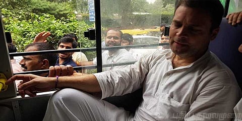 சிபிஐ விவகாரத்தில் காங். நாடுமுழுவதும் ஆர்ப்பாட்டம் - டெல்லியில் ராகுல் கைது