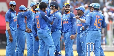 வெஸ்ட் இண்டீஸை ஊதி தள்ளியது இந்தியா - ரோகித் சிக்ஸர் மழை