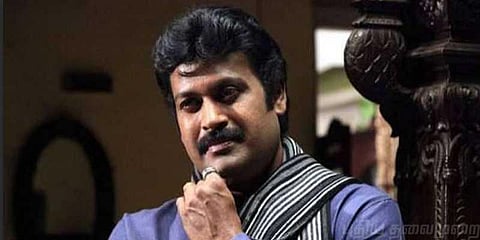 வாழ்க்கை அனுபவங்களை புத்தகமாக்கிய மனோஜ் கே.ஜெயன்!