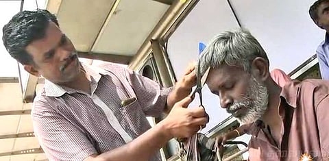 ஆதரவற்றவர்களின் சிகையை திருத்தி தீபாவளி கொண்டாடிய ஈரநெஞ்சம் அறக்கட்டளை..!