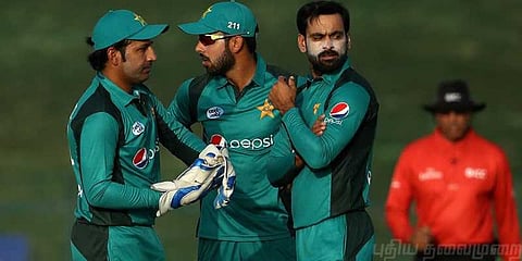 ’உங்க வேலைய மட்டும் பாருங்க’: ராஸ் டெய்லரை விளாசிய பாகிஸ்தான் கேப்டன்!