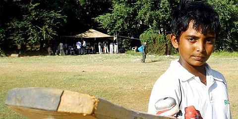 சிறுவயதிலேயே 546 ரன்கள் குவித்த வீரருக்கு இன்று பிறந்த நாள்