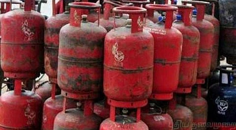 சிலிண்டர் விலை ஒரே மாதத்தில் 2 வது முறை உயர்வு