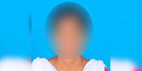 நெல்லை அருகே காதலை ஏற்க மறுத்த பெண்ணுக்கு அரிவாள் வெட்டு.. தடுத்த சகோதரனுக்கும் ஆபத்து..!