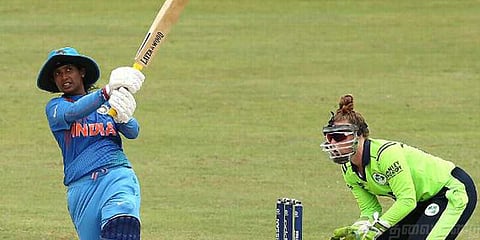 மிதாலி, ராதா யாதவ் மிரட்டல்: அரையிறுதியில் இந்திய அணி!