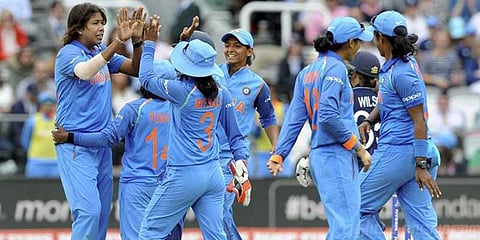 மகளிர் உலகக்கோப்பை டி20 கிரிக்கெட்: மந்தனா விளாசல், ஆஸி. சரண்டர்!