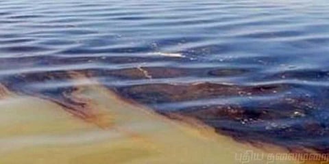 மீண்டும் எண்ணூர் கடலில் கச்சா எண்ணெய் - குழாய் உடைந்ததால் கசிவு