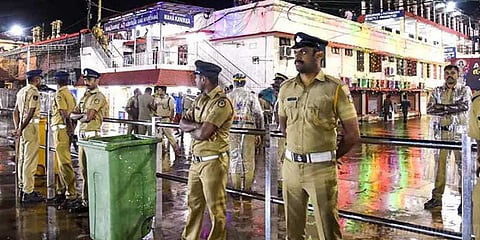 கோயிலில் பக்தி பாடல்களை பாடாமல் வேறு எங்கு பாடுவது ? கைதான ஐயப்ப பக்தர்கள் கேள்வி