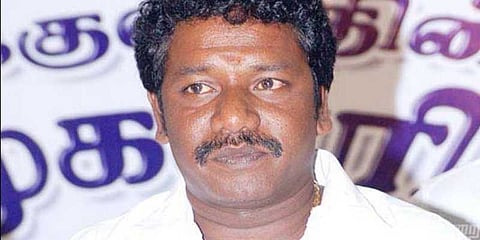 “ஒரு வீட்டுக்கு 10 லட்சம் இழப்பீடு கொடுங்கள்” - கருணாஸ் கோரிக்கை