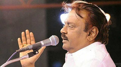 கஜா புயல் பாதிப்பு... தேமுதிக ரூபாய் 1 கோடி மதிப்பில் பொருளுதவி அறிவிப்பு