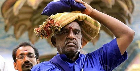 போலீசார் கிடுக்குப்பிடி... பம்பைக்கு அரசுப் பேருந்தில் செல்லும் பொன்.ராதாகிருஷ்ணன்.!