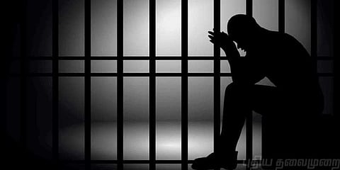 சிறைக் கைதி எடுத்த விபரீத முடிவு - சக கைதிகள் அதிர்ச்சி
