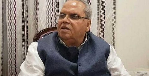 “விடுமுறை நாளில் யாரும் பேக்ஸ் இயந்திரம் அருகே இருக்கமாட்டார்கள்”- காஷ்மீர் ஆளுநர் விளக்கம்