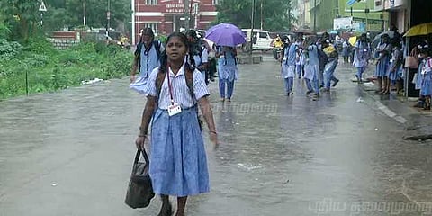 நாகை, திருவாரூர், தஞ்சாவூர் மாவட்டங்களில் பள்ளிகளுக்கு விடுமுறை