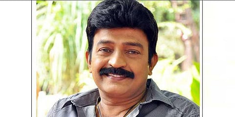 விபத்தில் சிக்கினாரா டாக்டர் ராஜசேகர்?