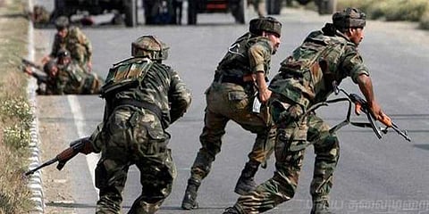 காஷ்மீரில் 6 பயங்கரவாதிகள் சுட்டுக்கொலை