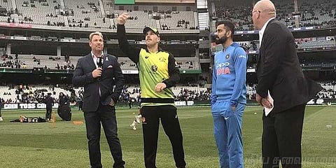 டாஸ் தோற்றது இந்தியா: ஆஸி முதலில் பேட்டிங் !