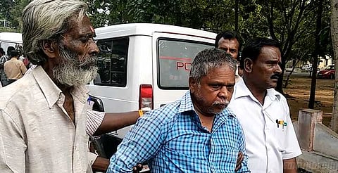 நீதிமன்ற வளாகத்தில் வெடித்த சொத்து பிரச்னை - மோதலில் 3 பேர் காயம்..!