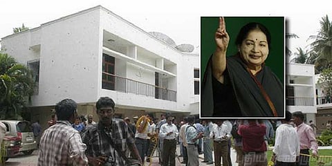 ஜெயலலிதாவுக்கு நினைவில்லம் ! தமிழக அரசு பதிலளிக்க உயர்நீதிமன்றம் உத்தரவு