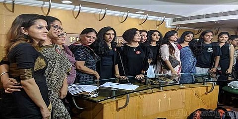 பாலியல் புகார் குறித்து விசாரிக்க ‘அம்மா’வில் குழு