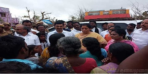 கஜா புயலால் பாதிக்கப்பட்டவர்களுக்கு வீடு - நிர்மலா சீதாராமன் உறுதி