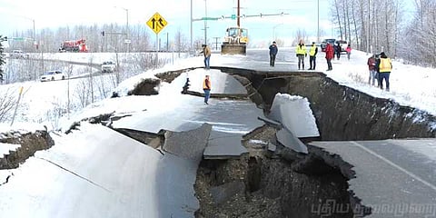 அலஸ்காவில் நிலநடுக்கம்: சுனாமி எச்சரிக்கையால் மக்கள் பீதி!