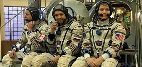 மீண்டும் பறக்க தயாராகும் சோயுஸ் விண்கலம்... கவுன்ட் டவுன் தொடக்கம்