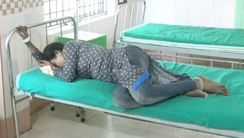 தகாத வார்த்தைகளால் திட்டுவதாக புகார்.. போலீசான திருநங்கை தற்கொலை முயற்சி..!