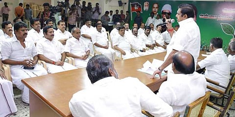 உரிமைக்குரல் எழுப்புங்கள் : முதலமைச்சர் எடப்பாடி பழனிசாமி அறிவுறுத்தல்