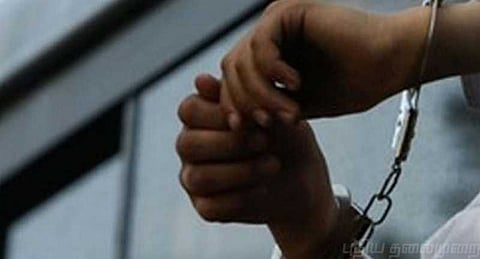 ஹோட்டலை மூடச் சொன்ன ஆத்திரத்தில் சப்-இன்ஸ்பெக்டர் மீது தாக்குதல்..!