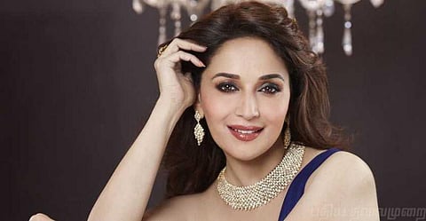 மக்களவைத் தேர்தல்: மாதுரி தீக்ஷித்தை களமிறக்க பாஜக திட்டம்!