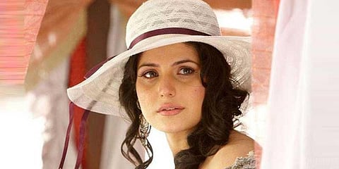 பாலியல் தொழிலாளி என்பதா? மானேஜர் மீது நடிகை பரபரப்பு புகார்!