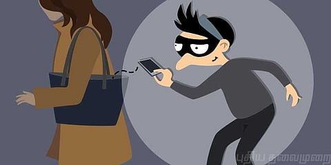 செல்போன் திருடி சொந்த வீடு வாங்கியவர் கைது !