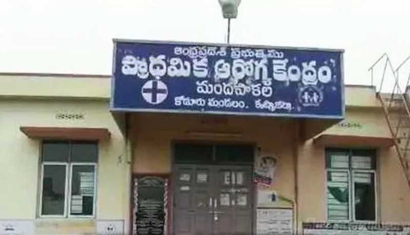 வேகமாக பரவிய வதந்தி.. பால், தண்ணீர் இல்லாமல் தவிக்கும் கிராம மக்களின் அவல நிலை..!