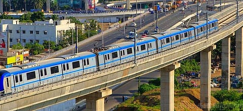 மெட்ரோ ஊழியர்கள் 7 பேர் சஸ்பெண்ட்