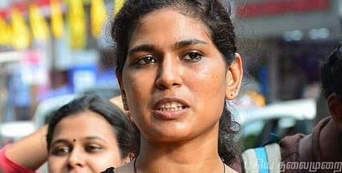 சபரிமலை கோவிலில் நுழைய முயன்ற ரெஹானா பாத்திமாவுக்கு நிபந்தனை ஜாமின் !