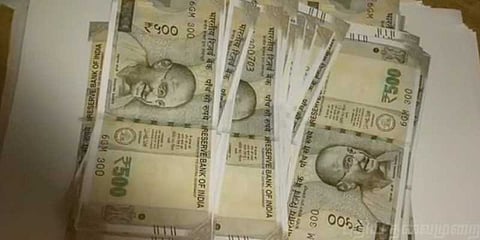 கள்ள நோட்டுகளை புழக்கத்தில் விட்ட கும்பல் கைது