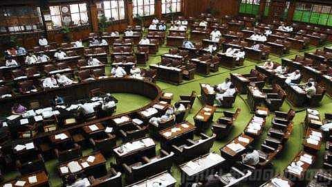 செல் நம்பர், வங்கிக் கணக்கிற்கு ஆதார் கட்டாயமில்லை - அமைச்சரவை ஒப்புதல்