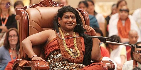 பாலியல் வன்கொடுமை வழக்கு - நித்யானந்தா வெளிநாடு தப்பியோட்டம்?