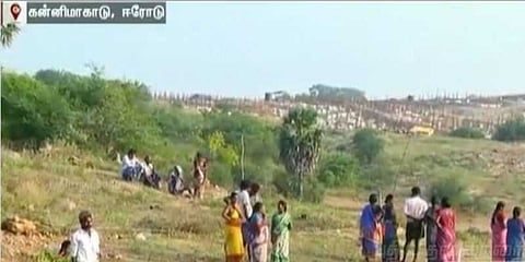 அரசு நிலம் வழங்குவதாக வதந்தி : மலையடிவாரத்தை பங்குபோட்ட மக்கள்