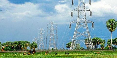 புதிய உயரழுத்த மின்கோபுரங்களால் கதறும் தமிழக விவசாயிகள்..!