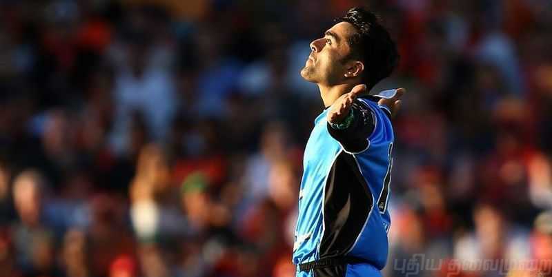 அப்பா இறந்த துக்கத்திலும் ஆஸி.போட்டியில் ஆடுகிறார் ரஷித்!