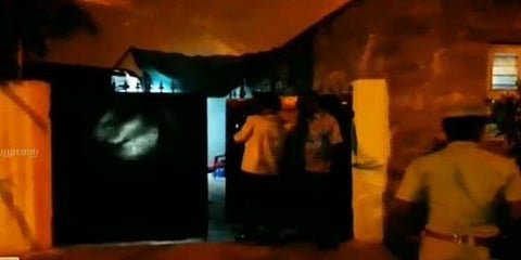 சென்னையில் ரூ.10 லட்சம் மதிப்பு குட்கா பறிமுதல் - குடோன் உரிமையாளர் கைது