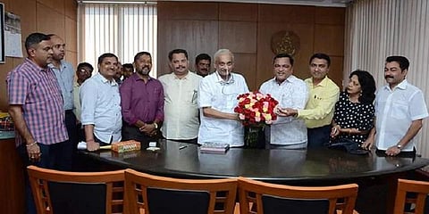 சிகிச்சைக்குப் பின் தலைமைச் செயலகம் வந்த மனோகர் பாரிக்கர்