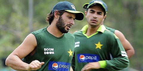 ’அணியில் மீண்டும் இணைவதைத் தடுத்தார்’: அப்ரிடி மீது பாக். முன்னாள் கேப்டன் புகார்!