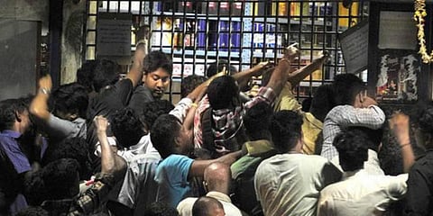 புத்தாண்டு கொண்டாட்டத்தில் புதிய உச்சம் கண்ட மது விற்பனை