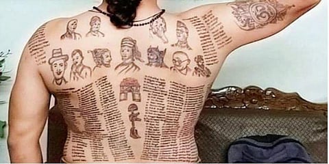 “முதுகு முழுக்க ராணுவ வீரர்களின் பெயர்” - தேசப்பாற்றால் பூரிக்கும் மனிதர்